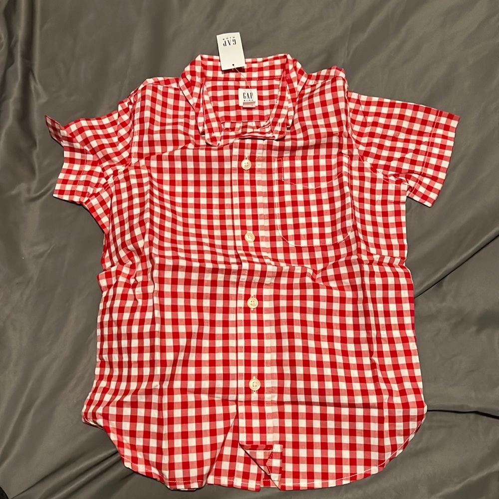 Gap red plaid Button down shirt